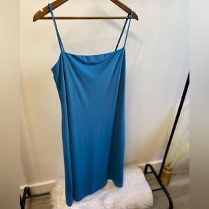 Beautiful peacock blue green dress midi